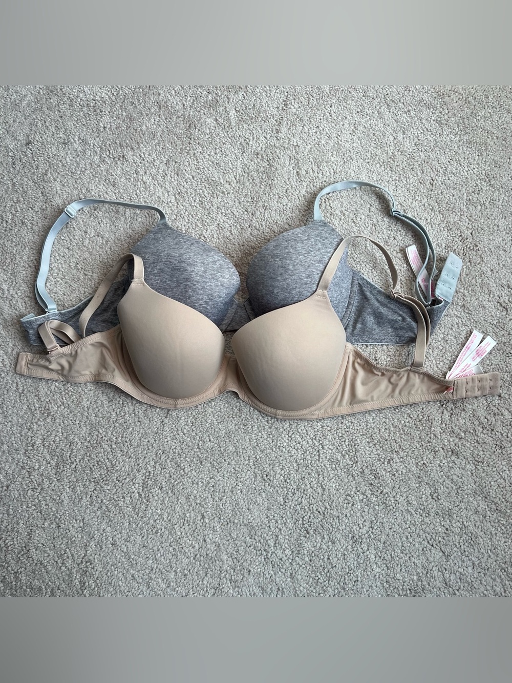 PINK Victoria's Secret Nude&Gray Wear Everywhere Light Padded Set of 2 Bras 34D